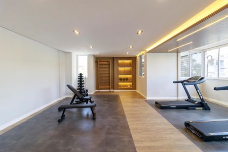 Apartamento à venda com 42m², 2 quartos e 1 vaga Apartamento à venda com 42m², 2 quartos e 1 vagaAcademia