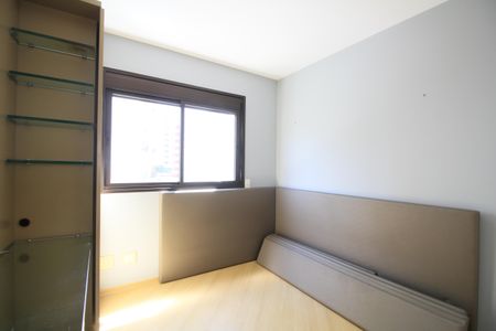 Apartamento à venda com 194m², 3 quartos e 3 vagasSuíte 2