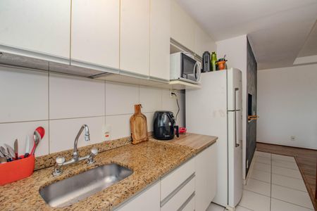 Apartamento à venda com 86m², 2 quartos e 1 vagaCozinha e Área de Serviço