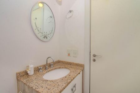 Apartamento à venda com 86m², 2 quartos e 1 vagaBanheiro Social