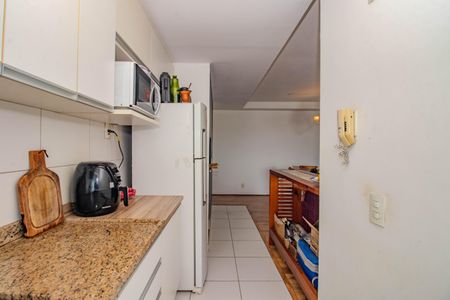 Apartamento à venda com 86m², 2 quartos e 1 vagaCozinha e Área de Serviço