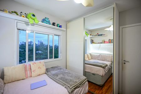 Apartamento à venda com 110m², 3 quartos e 2 vagasQuarto 1