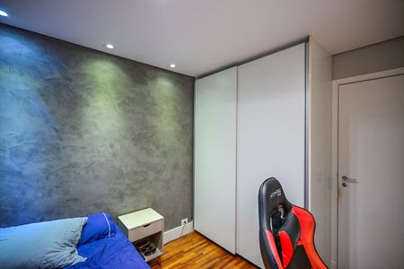 Apartamento à venda com 110m², 3 quartos e 2 vagasQuarto 2