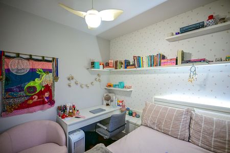 Apartamento à venda com 110m², 3 quartos e 2 vagasQuarto 1