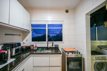 Apartamento à venda com 110m², 3 quartos e 2 vagasCozinha