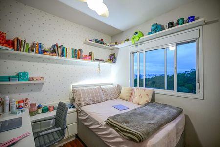 Apartamento à venda com 110m², 3 quartos e 2 vagasQuarto 1