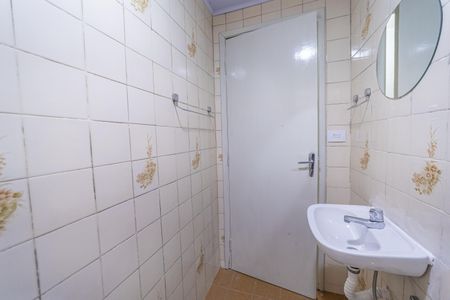 Banheiro de casa para alugar com 1 quarto, 32m² em Cangaiba, São Paulo