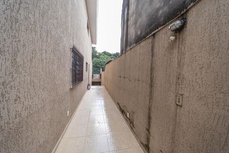 Casa para alugar com 32m², 1 quarto e sem vagaÁrea de Serviço