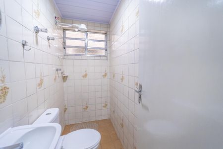 Banheiro de casa para alugar com 1 quarto, 32m² em Cangaiba, São Paulo