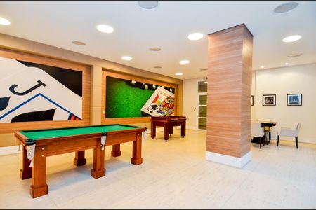 Apartamento à venda com 68m², 2 quartos e 1 vagaSalão de jogos