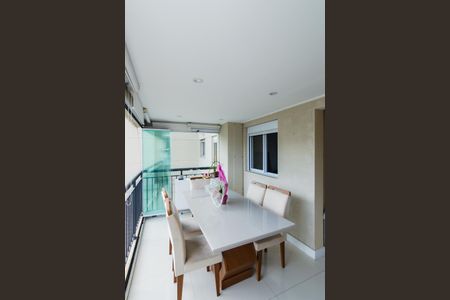 Apartamento à venda com 68m², 2 quartos e 1 vagaVaranda da Sala