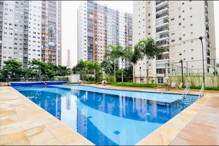 Apartamento à venda com 68m², 2 quartos e 1 vagaÁrea comum - Piscina