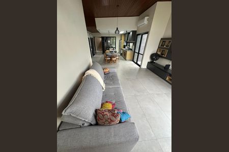 Sala de casa para alugar com 3 quartos, 200m² em Morro das Pedras, Florianópolis