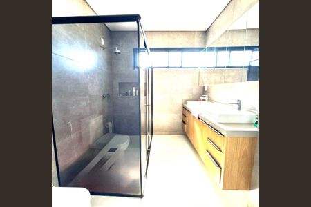 Banheiro de casa para alugar com 3 quartos, 200m² em Morro das Pedras, Florianópolis