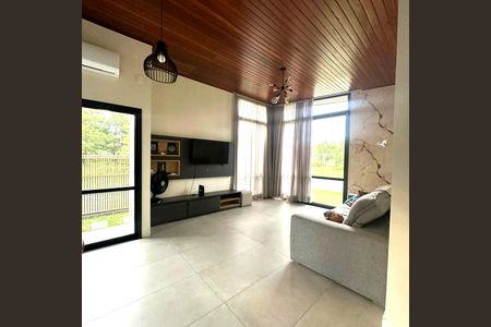 Sala de casa para alugar com 3 quartos, 200m² em Morro das Pedras, Florianópolis