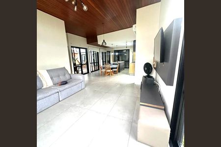 Sala de casa para alugar com 3 quartos, 200m² em Morro das Pedras, Florianópolis