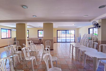 Apartamento à venda com 190m², 3 quartos e 3 vagasÁrea comum - Salão de festas