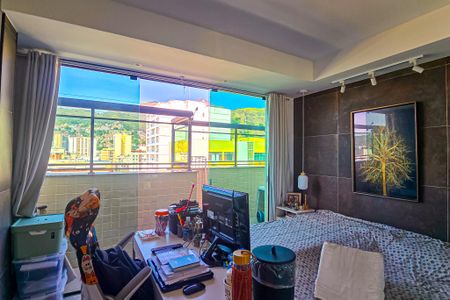 Apartamento à venda com 190m², 3 quartos e 3 vagasQuarto 3 - Suíte