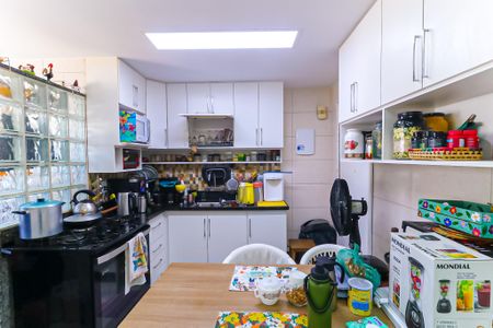 Apartamento à venda com 190m², 3 quartos e 3 vagasCozinha