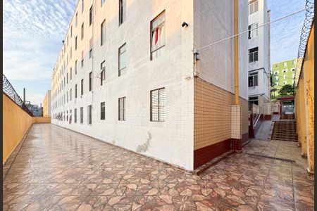 Apartamento para alugar com 56m², 2 quartos e 1 vagaÁrea Externa / Entrada 