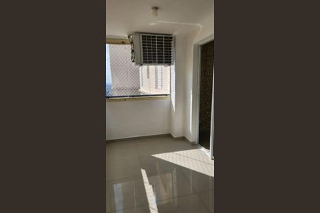 Sala de apartamento para alugar com 3 quartos, 84m² em Jardim Zaira, Guarulhos