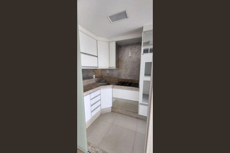 Cozinha de apartamento para alugar com 3 quartos, 84m² em Jardim Zaira, Guarulhos