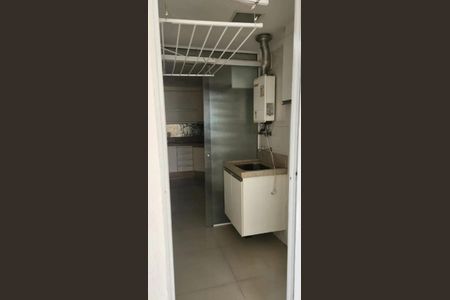 Apartamento para alugar com 84m², 3 quartos e 2 vagas Apartamento para alugar com 84m², 3 quartos e 2 vagasÁrea de serviço