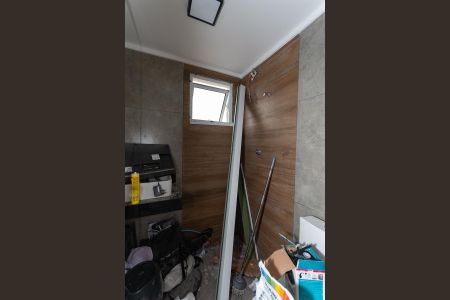 Banheiro Social de kitnet/studio à venda com 1 quarto, 19m² em Água Branca, São Paulo