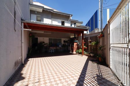 Casa à venda com 73m², 3 quartos e 2 vagasGaragem