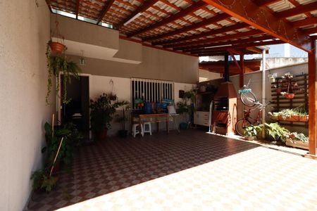 Casa à venda com 73m², 3 quartos e 2 vagasChurrasqueira