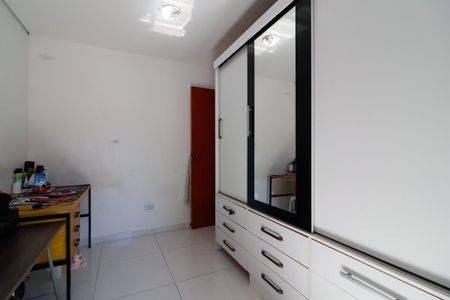 Casa à venda com 73m², 3 quartos e 2 vagasQuarto 3