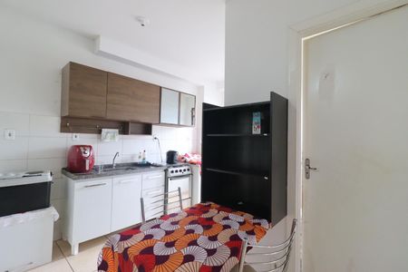 Cozinha de apartamento para alugar com 2 quartos, 48m² em Conjunto Habitacional Jardim das Palmeiras, Ribeirão Preto