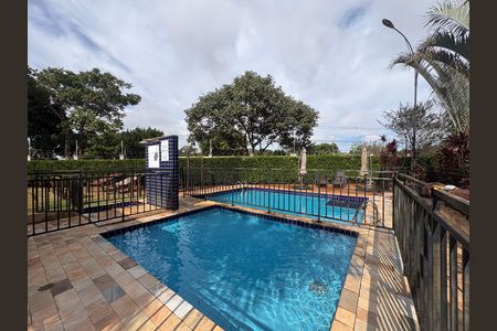 Apartamento para alugar com 48m², 2 quartos e 1 vaga Apartamento para alugar com 48m², 2 quartos e 1 vagaÁrea comum - Piscina