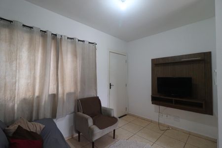 Sala de apartamento para alugar com 2 quartos, 48m² em Conjunto Habitacional Jardim das Palmeiras, Ribeirão Preto