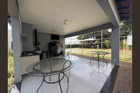 Apartamento para alugar com 48m², 2 quartos e 1 vaga Apartamento para alugar com 48m², 2 quartos e 1 vagaÁrea comum - Churrasqueira