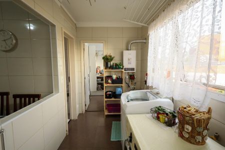 Apartamento à venda com 140m², 4 quartos e 3 vagas Apartamento à venda com 140m², 4 quartos e 3 vagasÁrea de Serviço