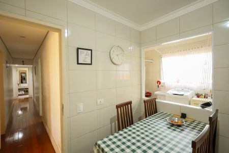 Apartamento à venda com 140m², 4 quartos e 3 vagas Apartamento à venda com 140m², 4 quartos e 3 vagasCozinha