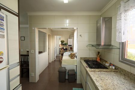 Apartamento à venda com 140m², 4 quartos e 3 vagas Apartamento à venda com 140m², 4 quartos e 3 vagasCozinha