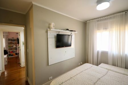 Apartamento à venda com 140m², 4 quartos e 3 vagas Apartamento à venda com 140m², 4 quartos e 3 vagasQuarto 1 - Suíte 1