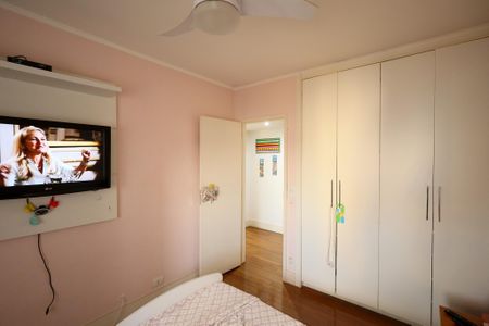 Apartamento à venda com 140m², 4 quartos e 3 vagas Apartamento à venda com 140m², 4 quartos e 3 vagasQuarto 3