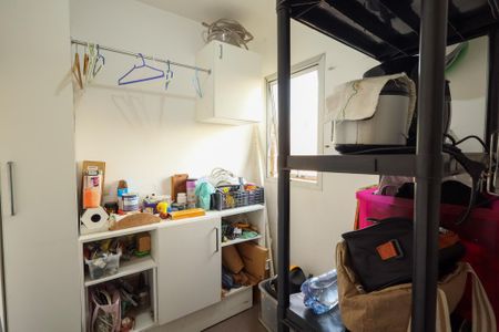 Apartamento à venda com 140m², 4 quartos e 3 vagas Apartamento à venda com 140m², 4 quartos e 3 vagasQuarto de serviço
