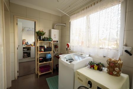 Apartamento à venda com 140m², 4 quartos e 3 vagas Apartamento à venda com 140m², 4 quartos e 3 vagasÁrea de Serviço