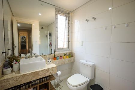 Apartamento à venda com 140m², 4 quartos e 3 vagas Apartamento à venda com 140m², 4 quartos e 3 vagasBanheiro Social 1