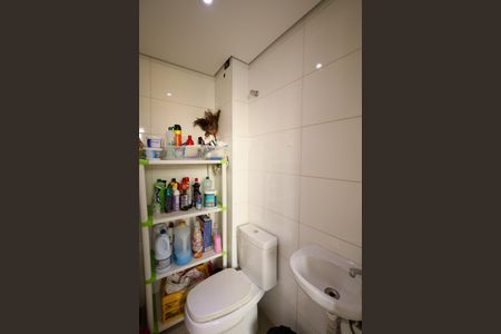 Apartamento à venda com 140m², 4 quartos e 3 vagas Apartamento à venda com 140m², 4 quartos e 3 vagasBanheiro de serviço