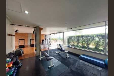 Apartamento à venda com 140m², 4 quartos e 3 vagas Apartamento à venda com 140m², 4 quartos e 3 vagasAcademia