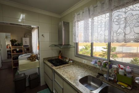 Apartamento à venda com 140m², 4 quartos e 3 vagas Apartamento à venda com 140m², 4 quartos e 3 vagasCozinha