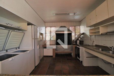 Apartamento à venda com 140m², 4 quartos e 3 vagas Apartamento à venda com 140m², 4 quartos e 3 vagasChurrasqueira