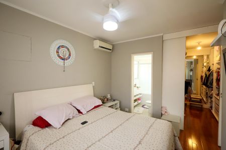 Apartamento à venda com 140m², 4 quartos e 3 vagas Apartamento à venda com 140m², 4 quartos e 3 vagasQuarto 1 - Suíte 1