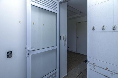 Apartamento à venda com 46m², 2 quartos e 1 vagaárea de serviço_4