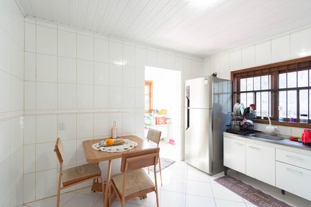 Casa à venda com 118m², 3 quartos e 2 vagas